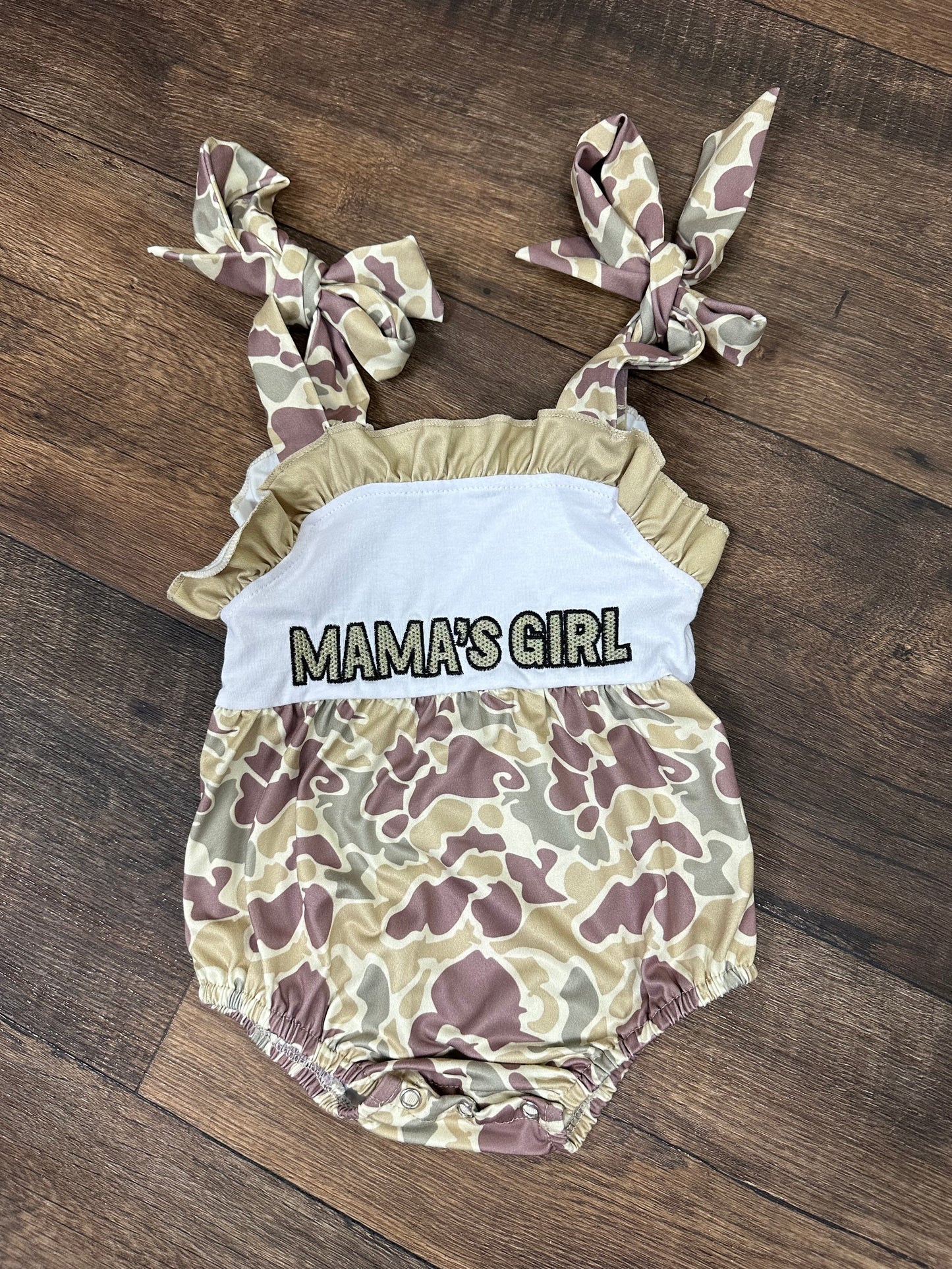 Mama’s Girl Camo Bubble