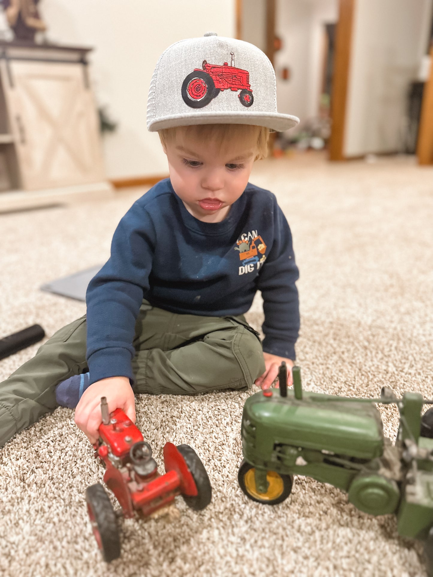 Tractor Snap Back