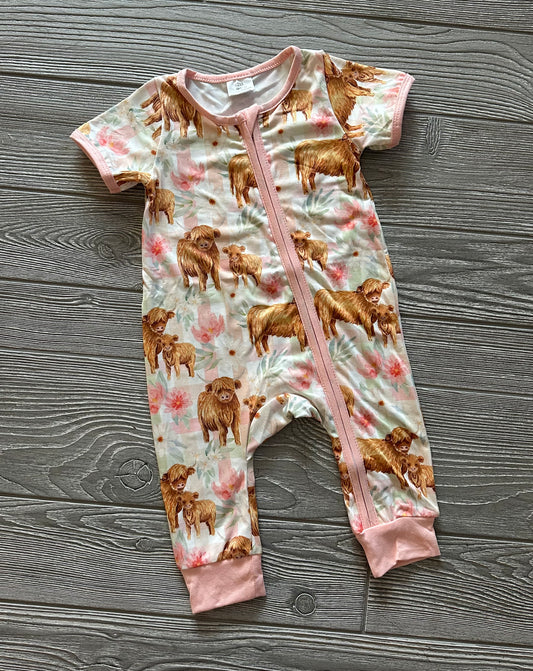 Highland Cow Short Sleeve