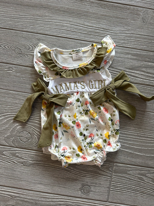 Mamas Girl Floral Bubble